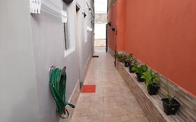 Casa de 2 Quartos no Centro